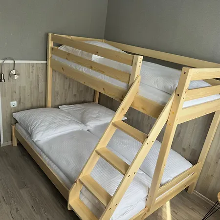 Skyline Suites Hotel Szálloda 3*