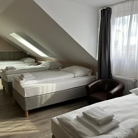 Skyline Hotel 3*