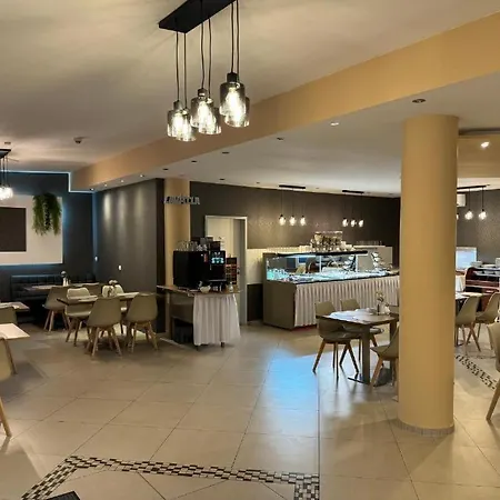 Skyline Suites Hotel