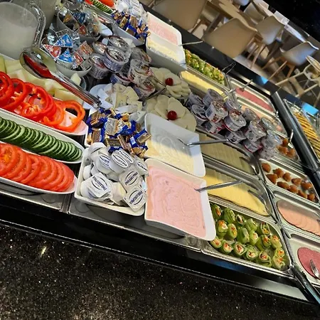 Szálloda Skyline Suites Hotel 3*